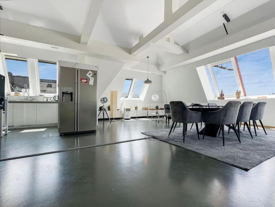 6 Zimmer Maisonette-Penthouse Pool Dachterrasse Luxus Mnichov Exteriér fotografie