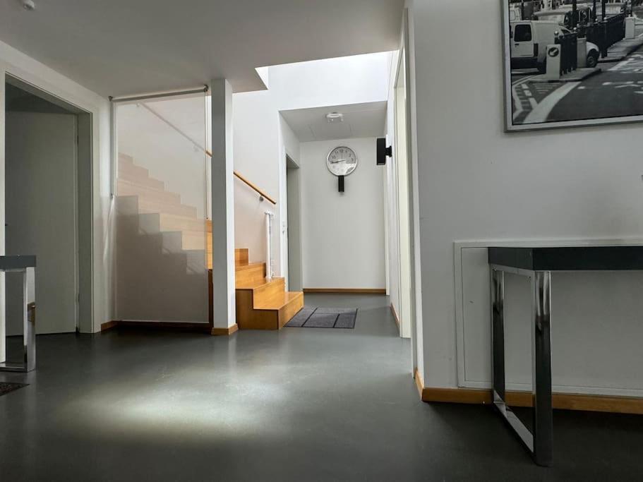 6 Zimmer Maisonette-Penthouse Pool Dachterrasse Luxus Mnichov Exteriér fotografie