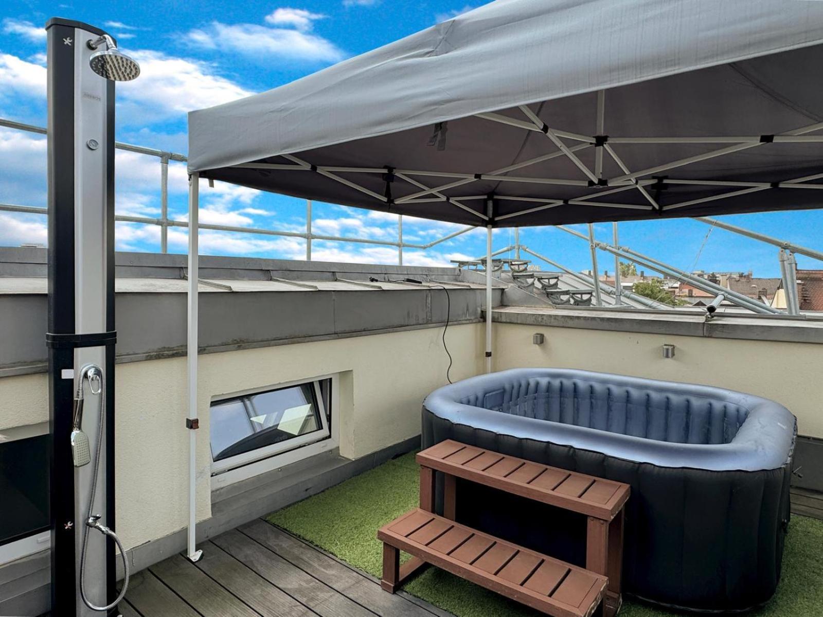 6 Zimmer Maisonette-Penthouse Pool Dachterrasse Luxus Mnichov Exteriér fotografie