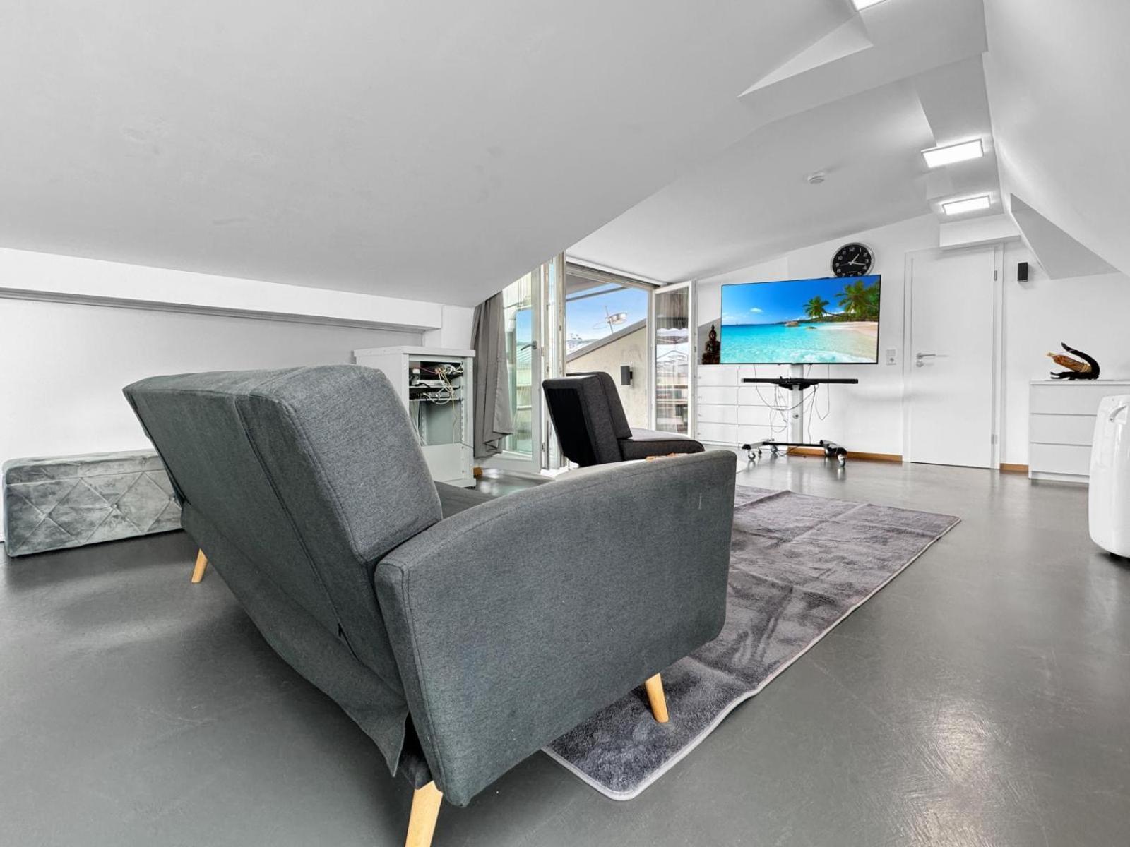 6 Zimmer Maisonette-Penthouse Pool Dachterrasse Luxus Mnichov Exteriér fotografie
