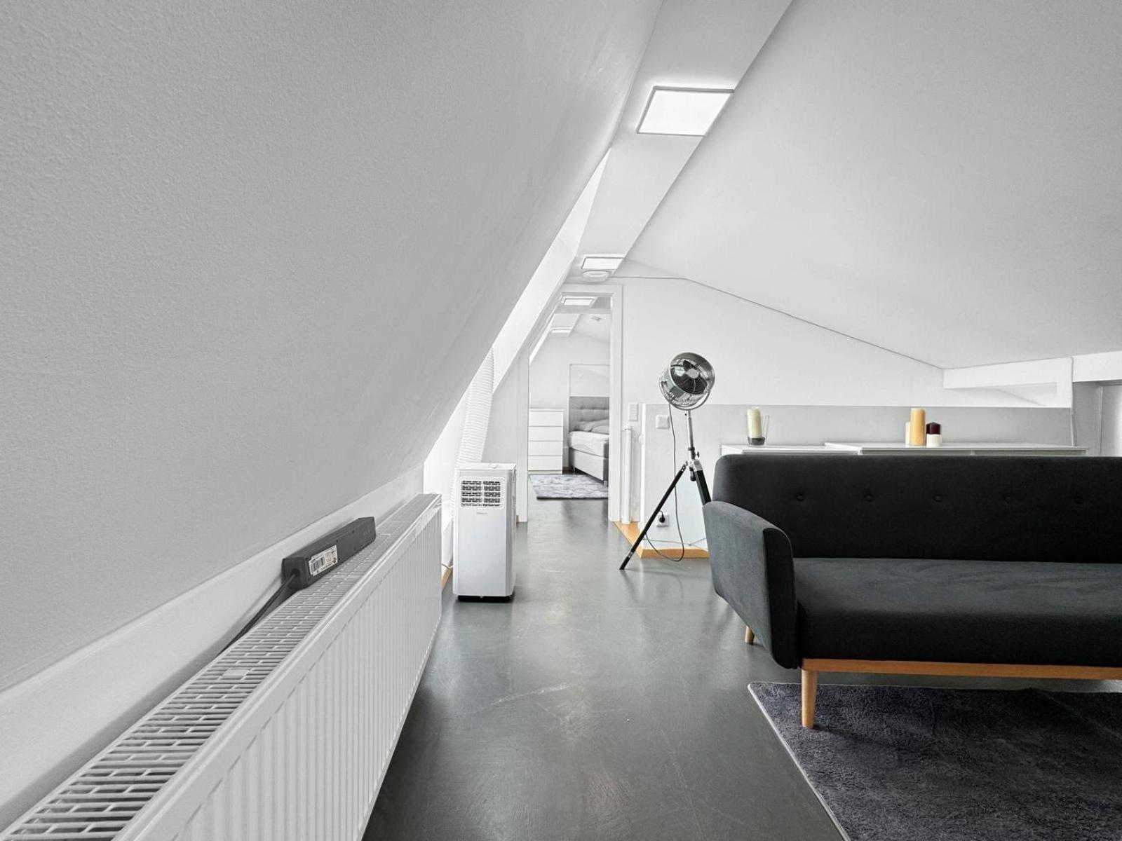 6 Zimmer Maisonette-Penthouse Pool Dachterrasse Luxus Mnichov Exteriér fotografie